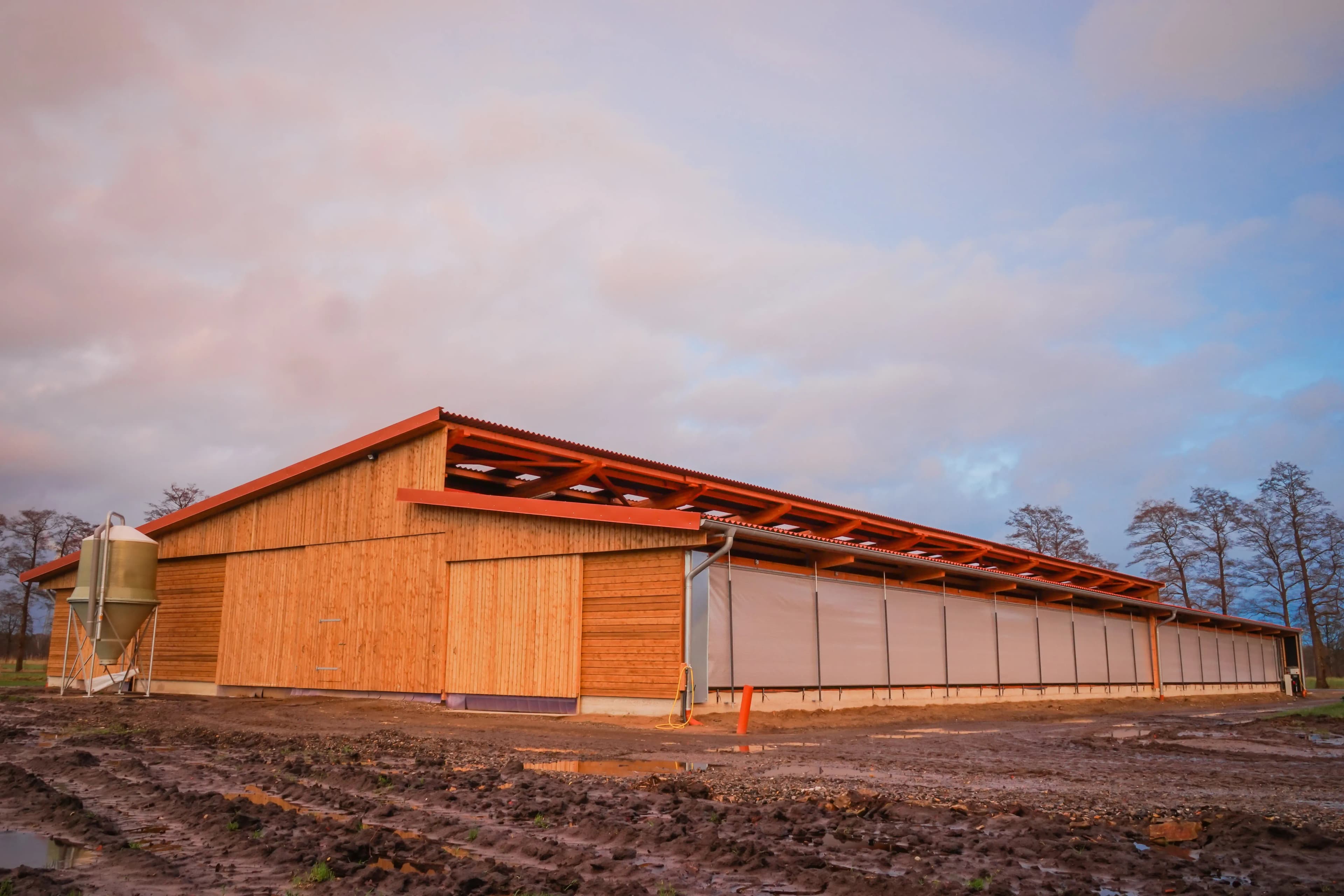 Maßgeschneiderte Lüftungstechnik für Ställe in Österreich